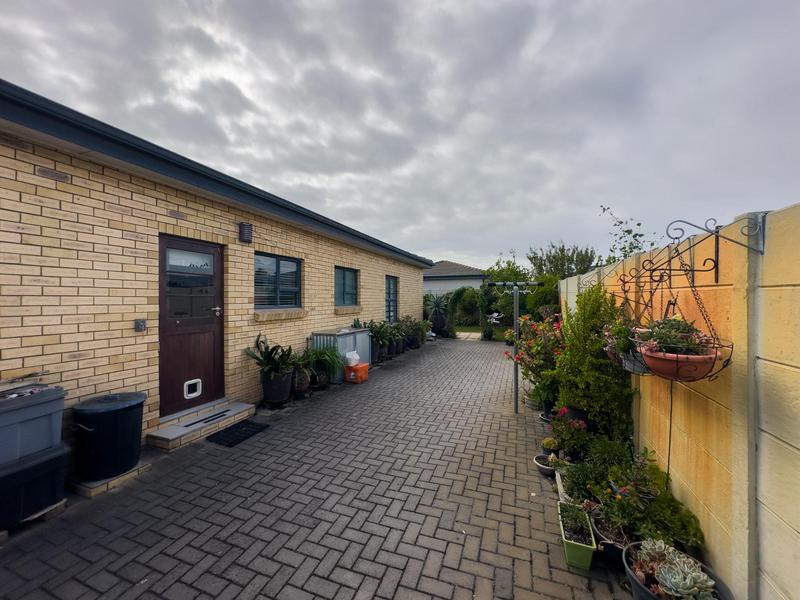 3 Bedroom Property for Sale in Sonkring Western Cape